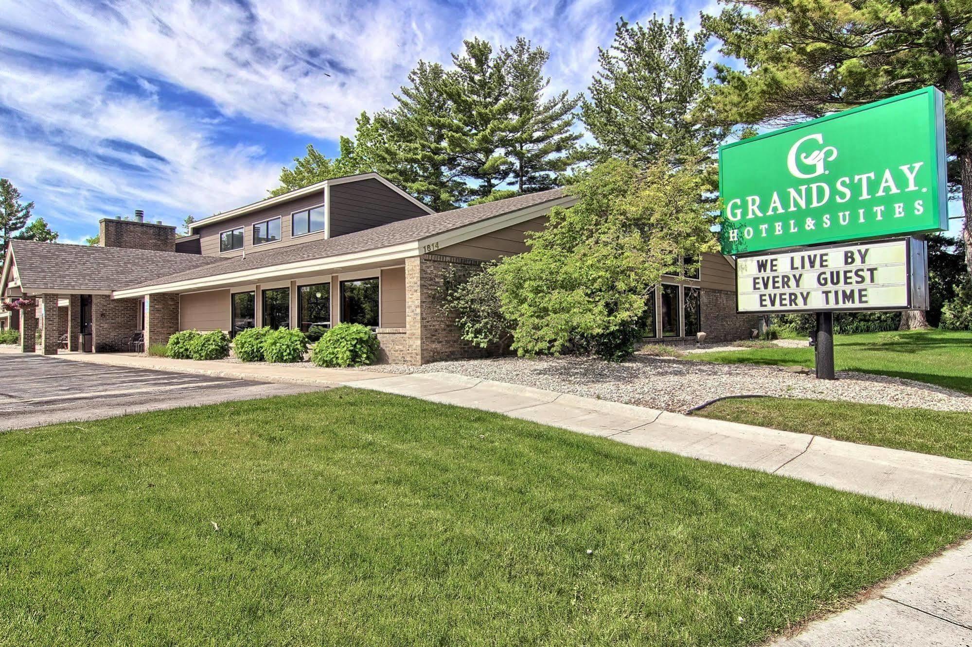 Blossom Hotel & Suites Traverse City Dış mekan fotoğraf